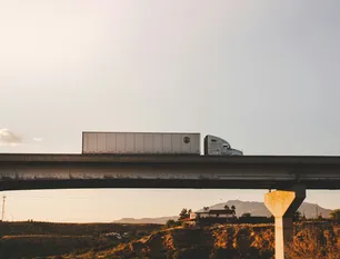 Empresa de controle de pneus para transportadoras da Saveway